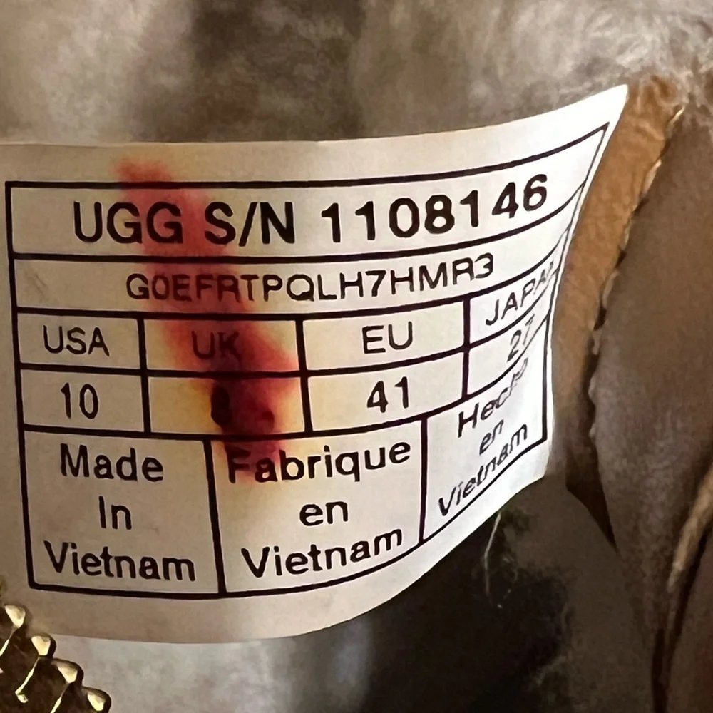 UGG Classic Short BLVD